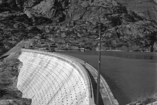 Le barrage de Barberine dans les années 1950